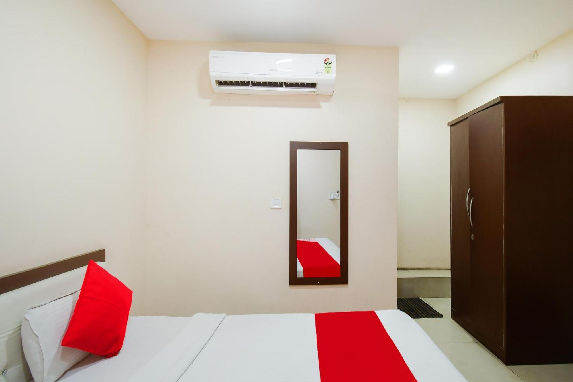 Hotel O Premium Hari Jamshedpur Exteriör bild